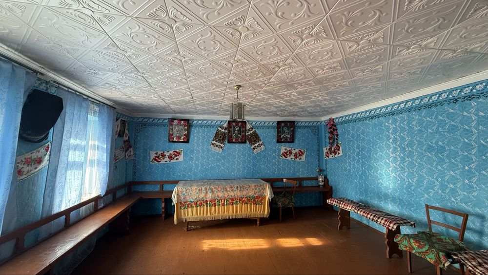 Будинок 73 м² + 25 сот під забудову в с. Раковець. Газ, світло, вода!