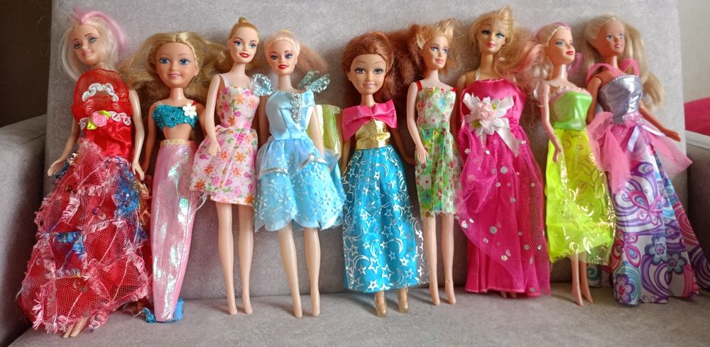 Laleczki Barbie. Rezerwacja