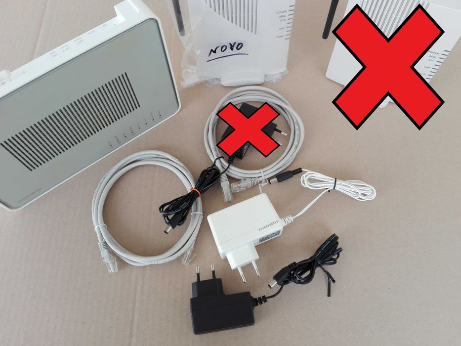 Pack of 2 Routers: Thomson TG787 + Pirelli DRG A221G64286117961091121