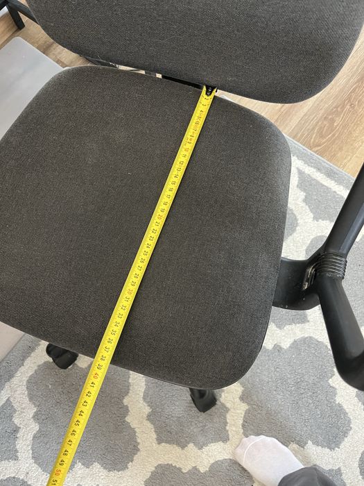 fotel biurowy grafitowy