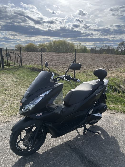 Honda pcx 125 2024 (13 tys przebiegu salon polska)