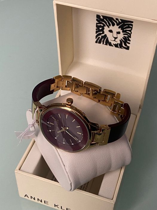 Жіночий годинник Anne Klein