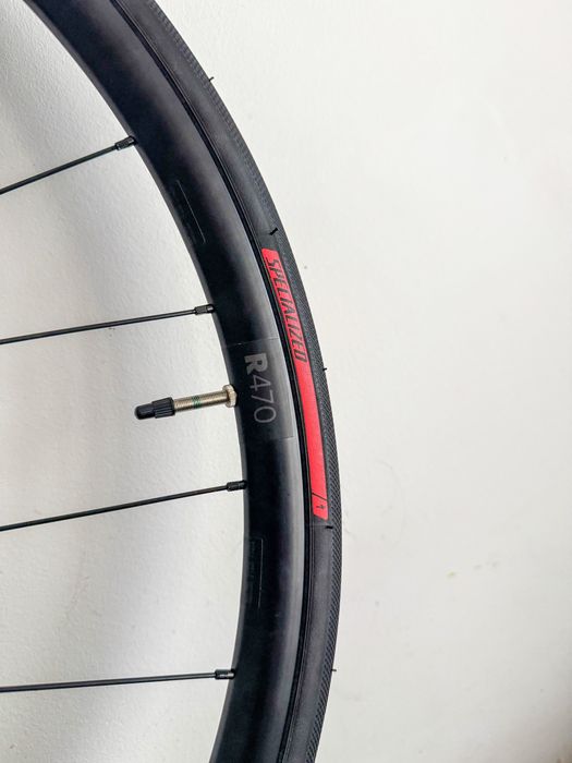 Koła DT SWISS R470 nowe z oponami Specialized Turbo