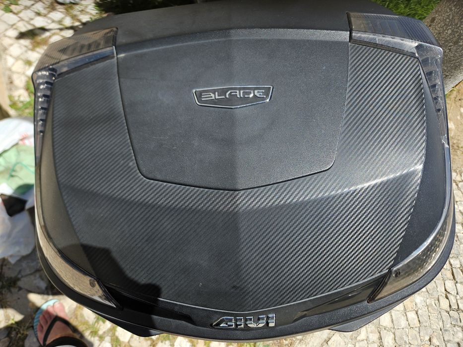 Top Case Givi Blade MT09