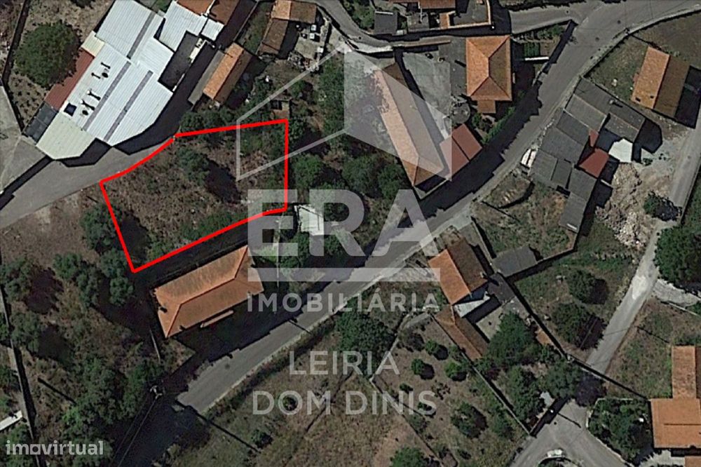 Terreno urbano em Maceira por 32.500 EUR
