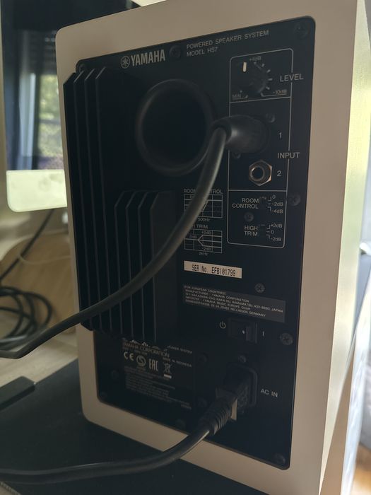 Yamaha hs7 como novas