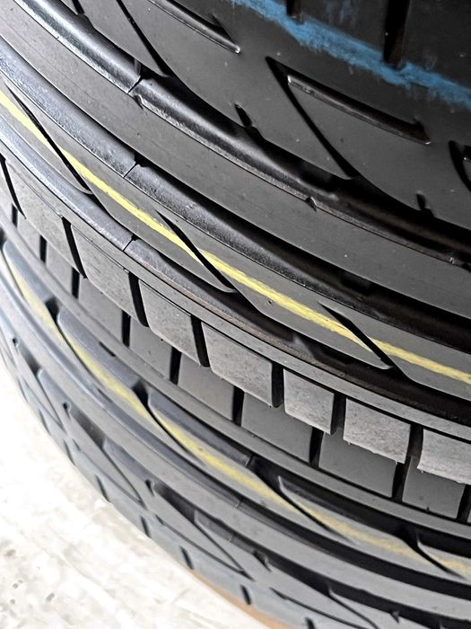Pneus Bridgestone Potenza S001 - 245/35/18 - Como NOVOS