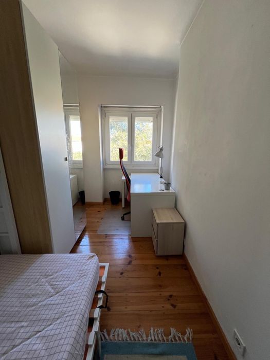 Quarto Individual para Estudante em Alvalade - Lisbon | Metro 5 min | Despesas Incluídas