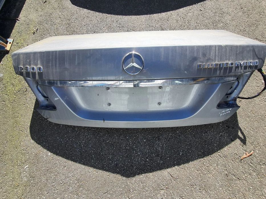 MERCEDES BENZ W212 LUGGAGE TRUNK