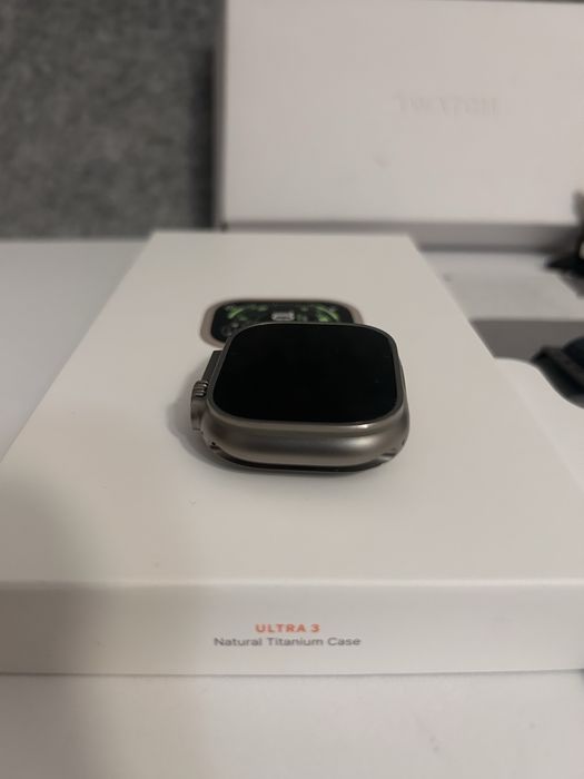 Apple Watch Ultra 3 49MM titanium