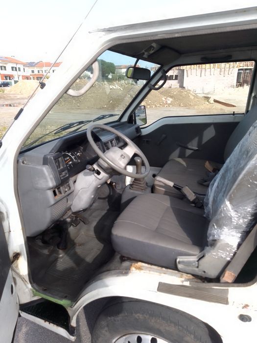 Vendo mitsubishi  L-300 ano 2000