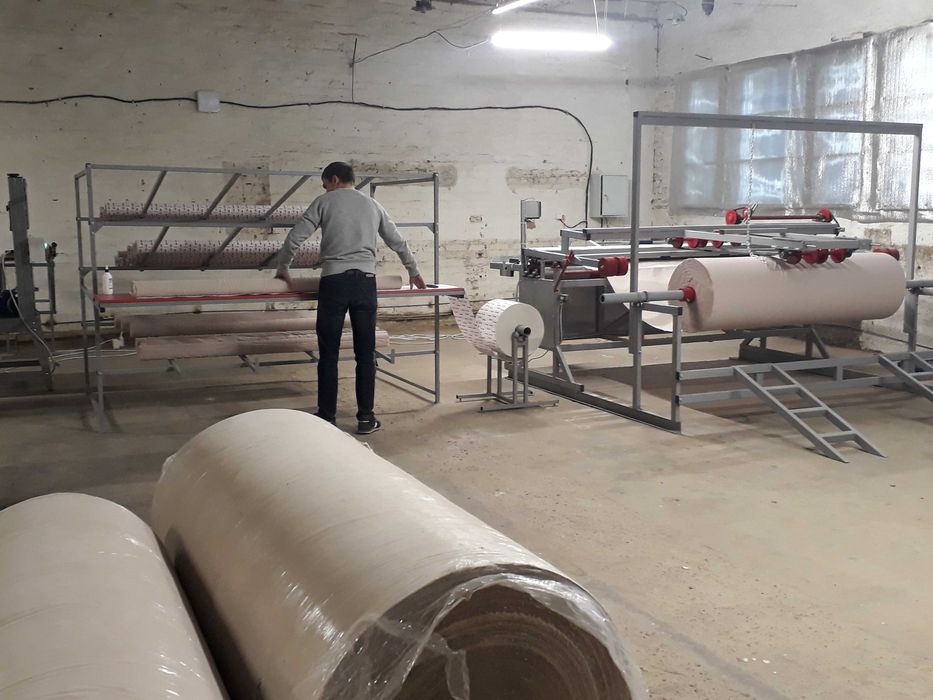 Завод для переробки макулатури і виробництва паперової основи