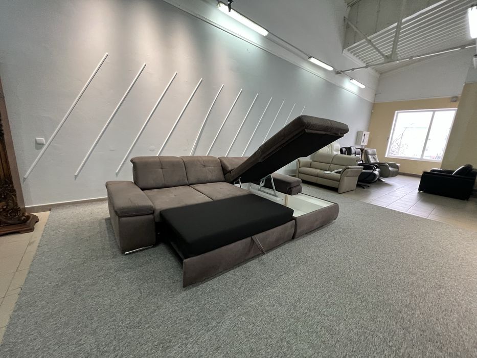 Виставковий розкладний диван тканина з нішею стан нового