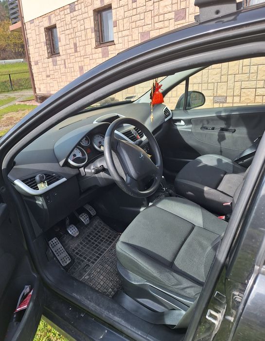 Peugeot 207 czarny 2010 LPG sprawny 1.4