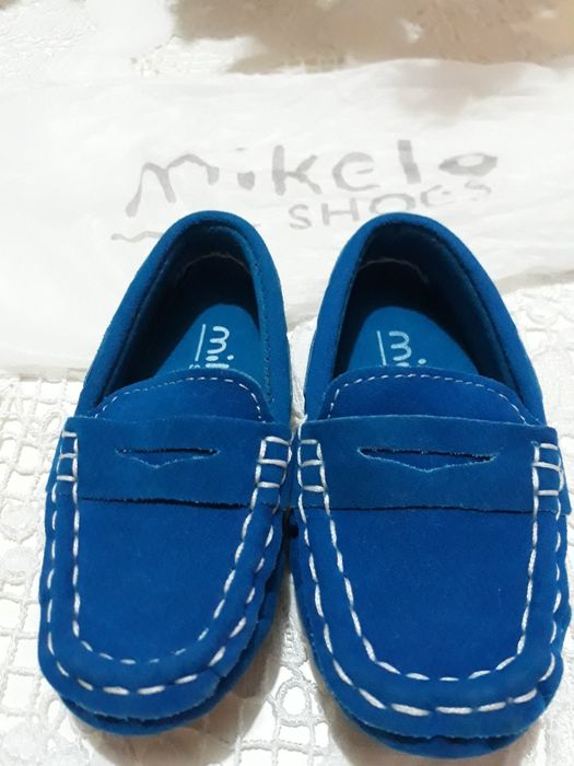 Sapatos menino novos