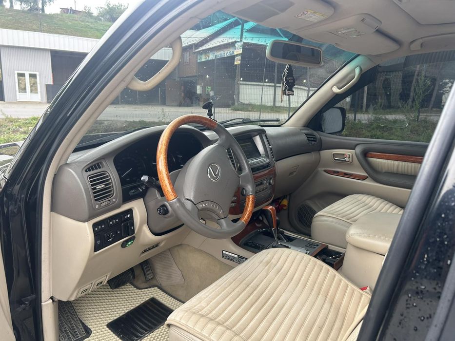 Lexus LX 470 Лексус