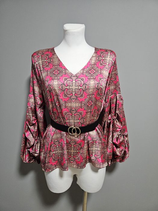 Różowo-beżowa bluzka z bufiastymi rękawami  38-M