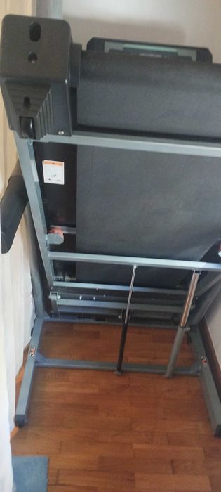 Passadeira com pouco uso da BH