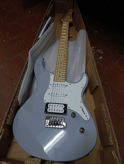 Електрогітара Yamaha Pacifica 112VM Gray (нова)