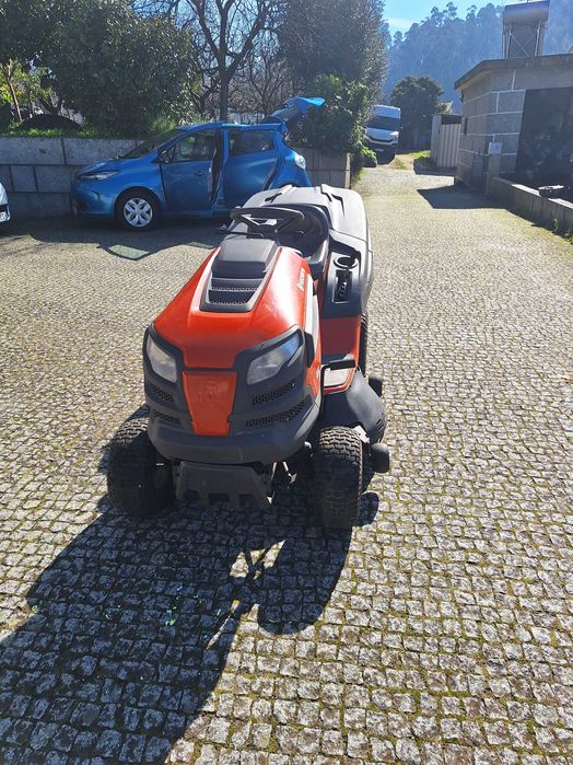 Corta relva husqvarna tc 142