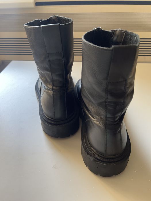 Ботинки женские кожаные Zara р.40 /26см