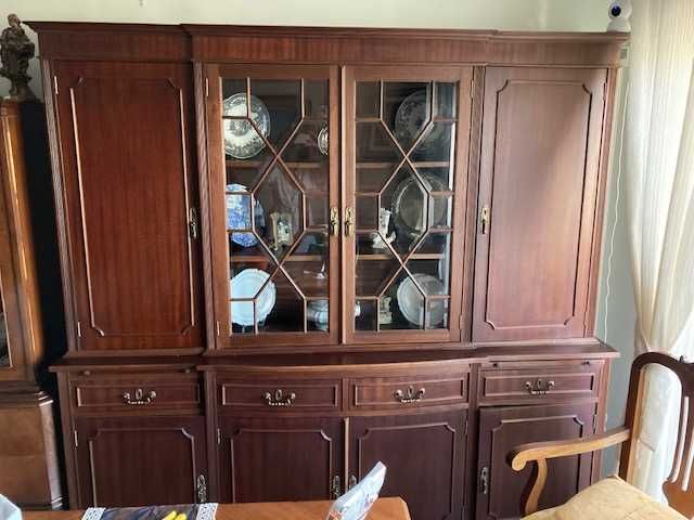 Móvel de sala em  mogno maciço