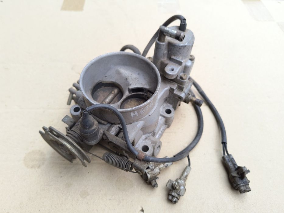 Mazda 626 GD Ford Probe 2.2 12v - Przepustnica E0T20271