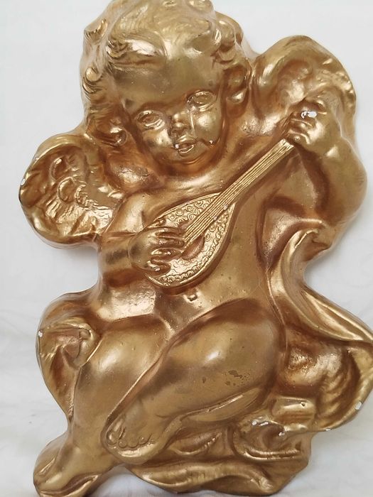 Gipsowa płaskorzeżba aniołek putto amorek do powieszenia