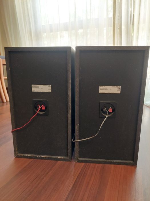 Colunas som Sony SS-EX 50