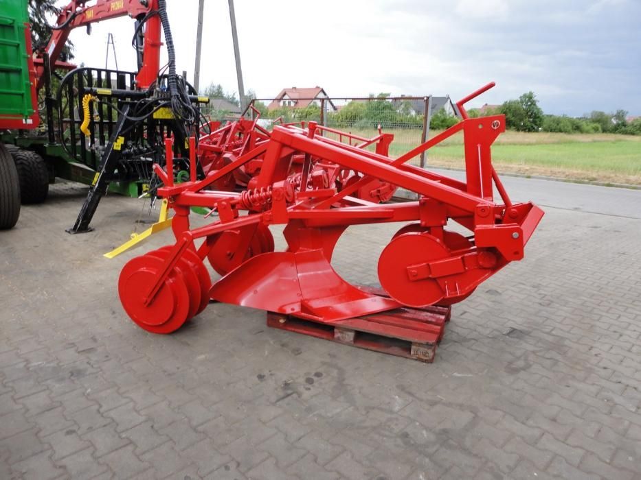 Pług leśny LPŻ 75 LPZ z pogłębiaczem. Promocja