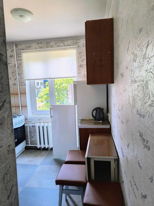 Сдам квартиру двухкомнатную