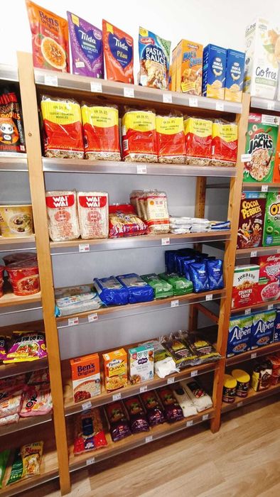 Estante Pinho 4 Prateleiras (179cm - 83cm Largura 30cm Profundidade)