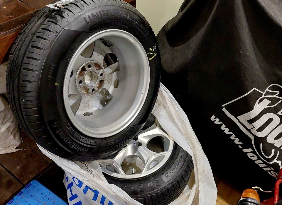 Покришка,Шини,Резина,Скат,Гума на Р14,Uniroyal,185/65 R14,RainExpert 5