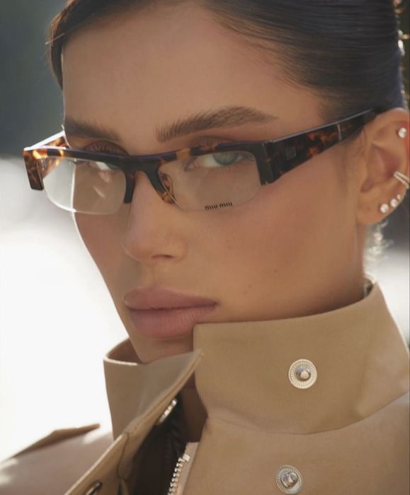 Сонцезахисні окуляри miu miu, тренд 2026