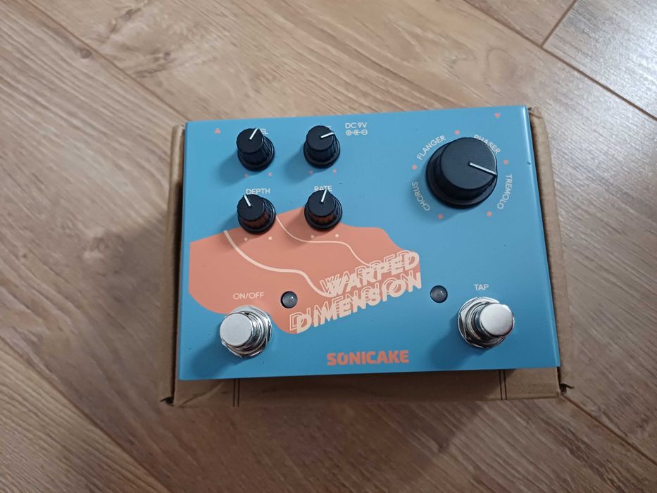 Sonicake Warped Dimension chorus flanger phaser tremolo tap tempo