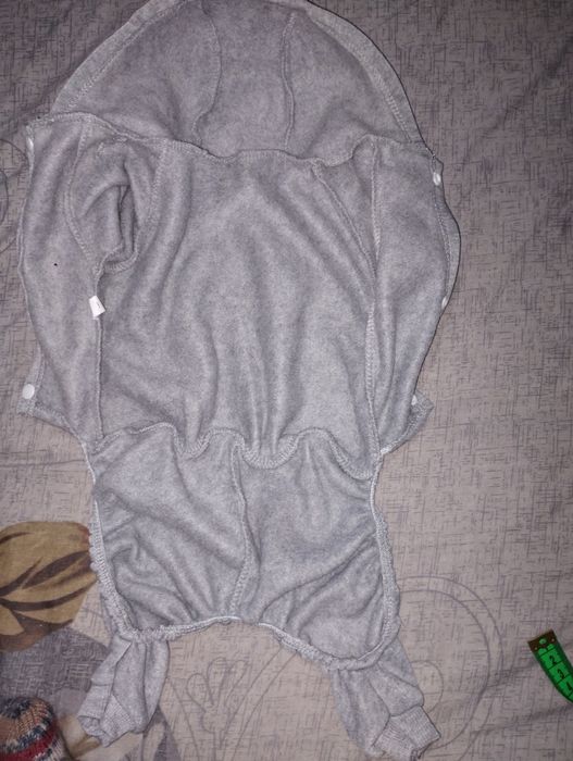 Комбінезон для собачки,вказано розмір Л,L.Новий.Фліс