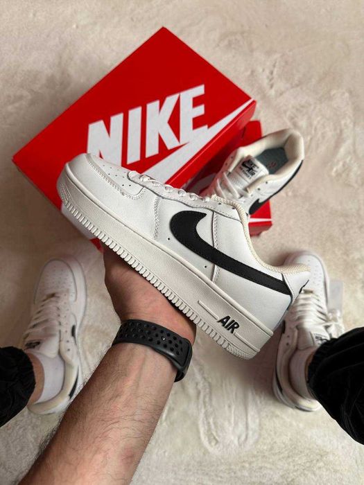 Кросівки Чоловічі Nike Air Force 1 White Black