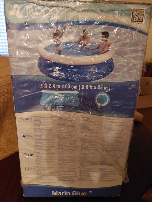 Piscina de plástico com bomba