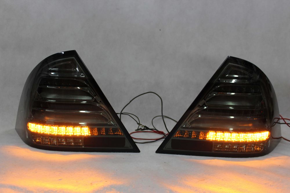 Lampy światła tył tylne MERCEDES C-KLASA W203 SEDAN 00-04 LED DYNAMIC!