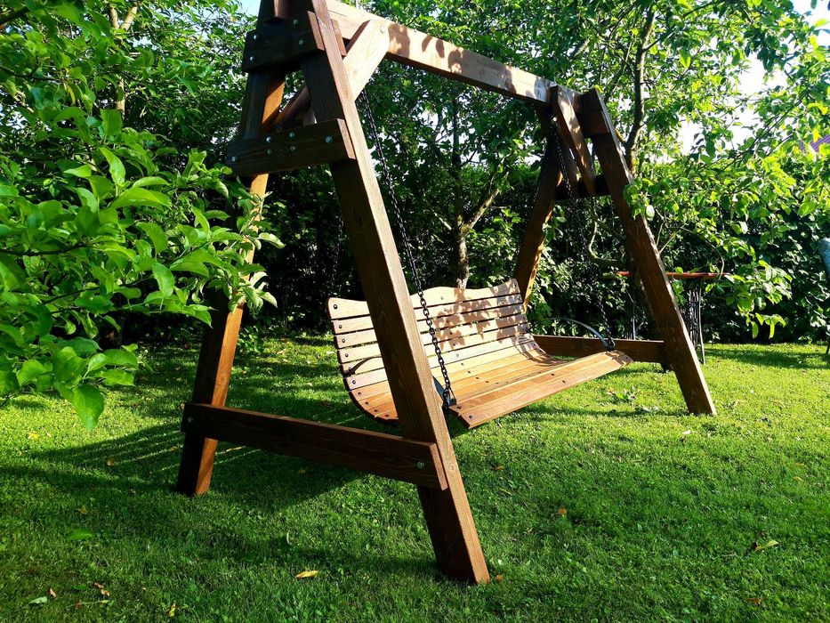 Huśtawka  ogrodowa, drewniana
