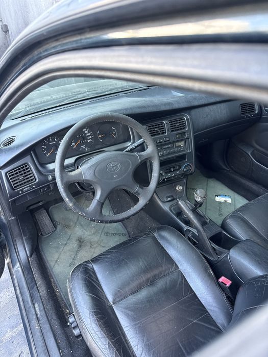 Toyota carina E GLI para pecas