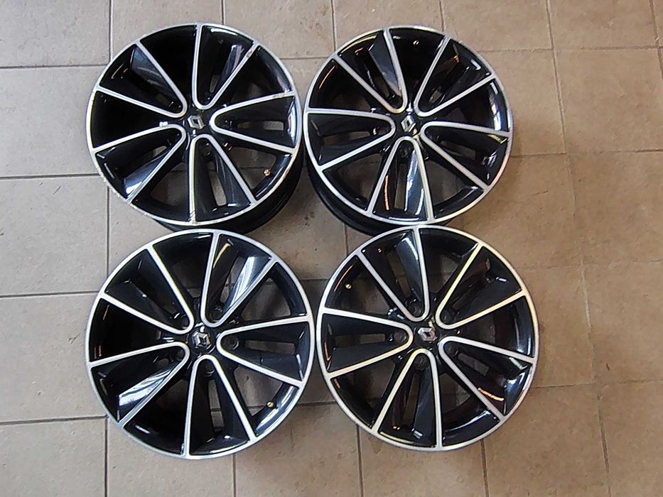 Aluminiowe felgi Renault Megane III Renault Scenic III 17 cali 5x114,3 Komplet Oryginał ET 49 7J Piasta 66,1