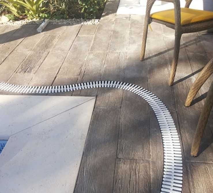 Grelhas flexíveis para piscina (metro Linear)
