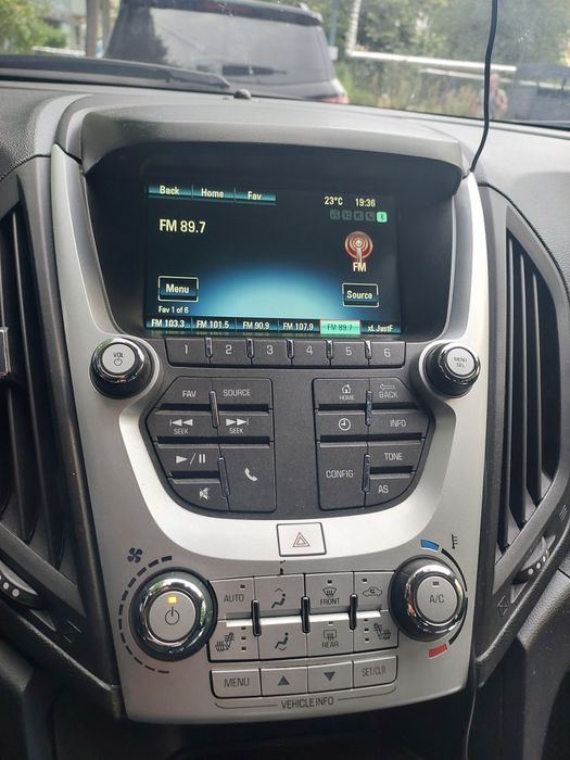 Chevrolet Equinox LT 2017 економічний паркетник на надійному автоматі, вживає етилове паливо