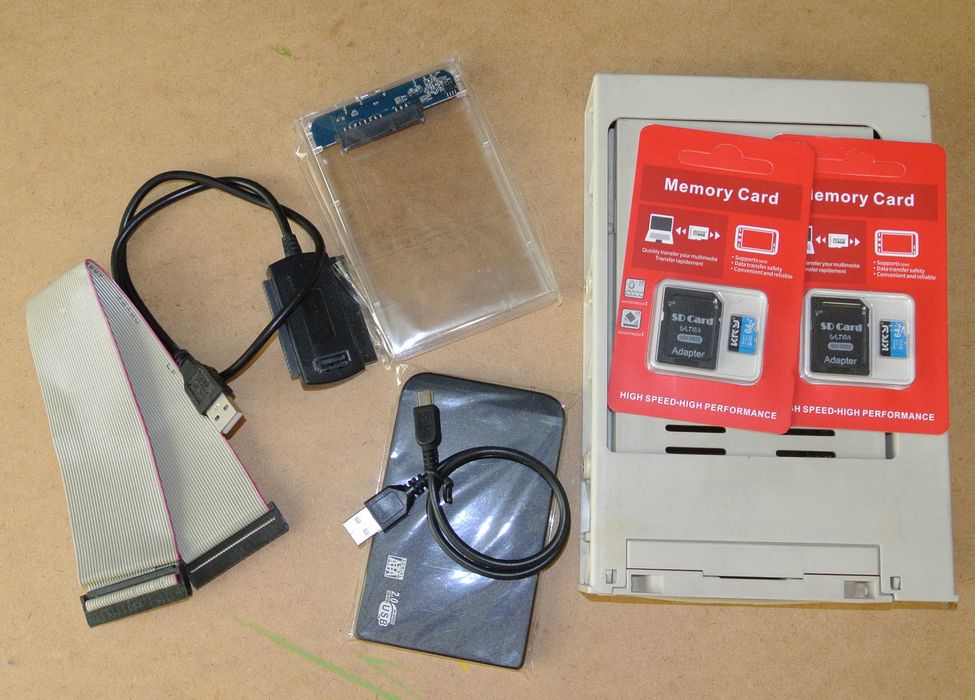 Dysk HDD 3,5" 2,5" ATA SATA adaptery pamięci taśmy kieszeń SSD M2 NVMe