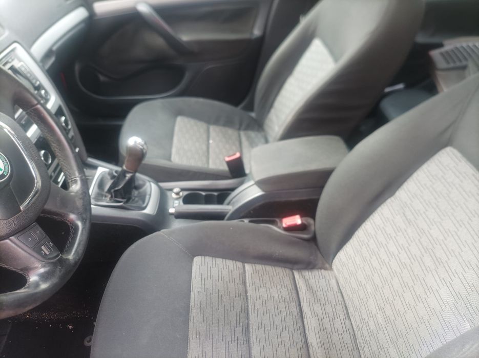 Skoda octavia 1,6tdi 105cv