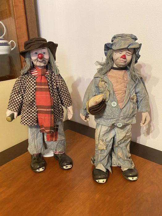 Bonecos decorativos em louça