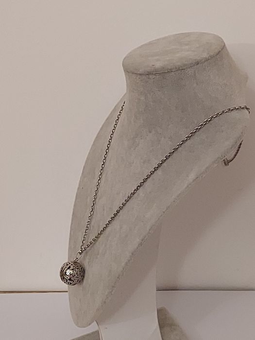 Srebrny naszyjnik szarotki duża kula