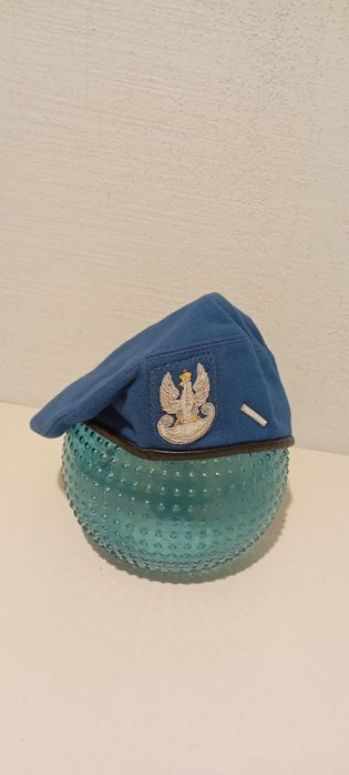 Niebieski beret GALOWY st.szer obszyty sprężynką srebrna