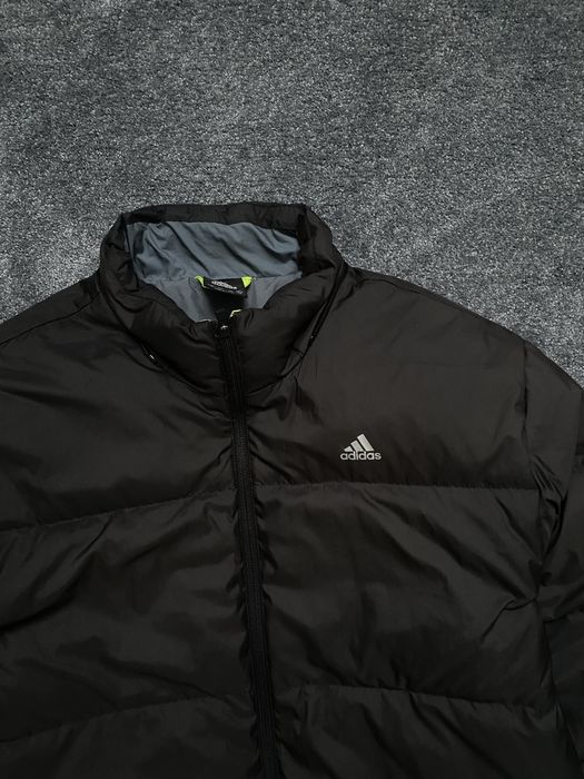 Продам пуховик Adidas